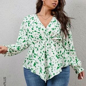 Shein peasant top, green & white, V-neck, long sleeve, 100% polyester